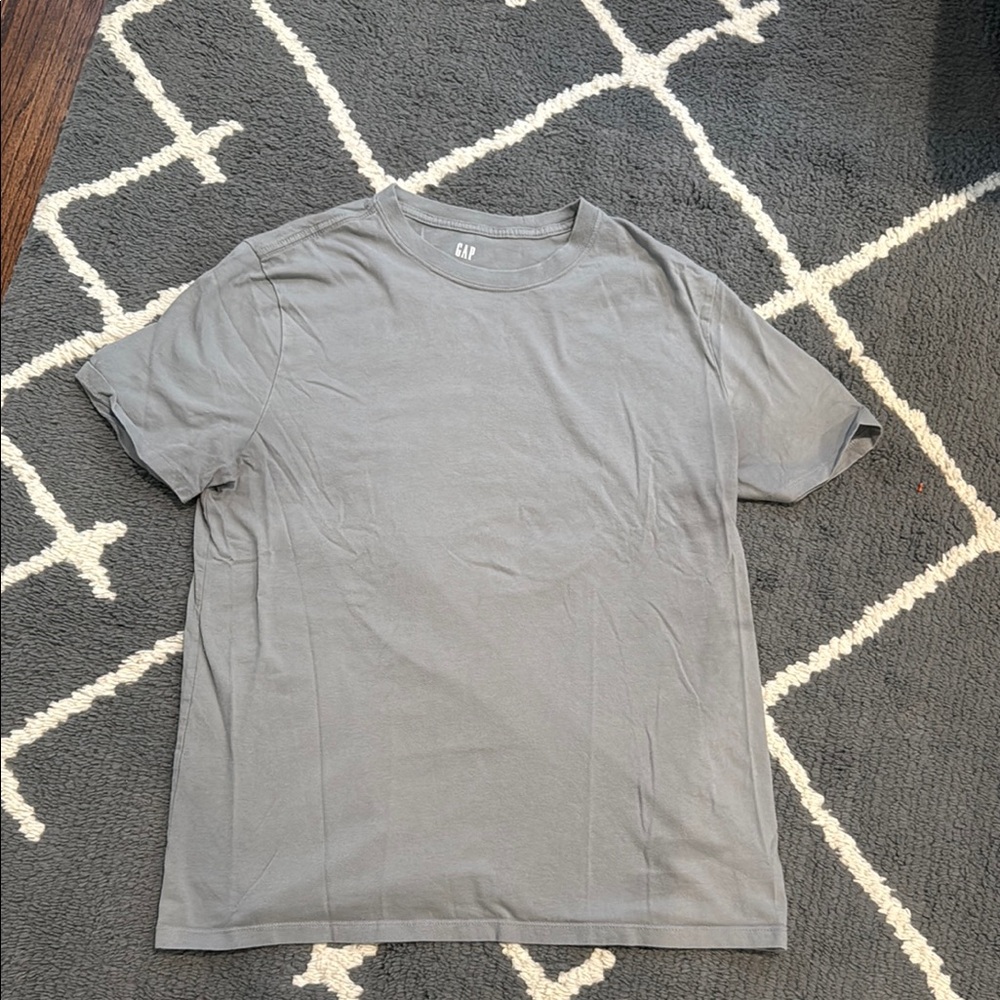GAP Men's Everyday Soft T-Shirt